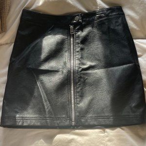 Top Shop Black Leather skirt, front zip, US women's 8